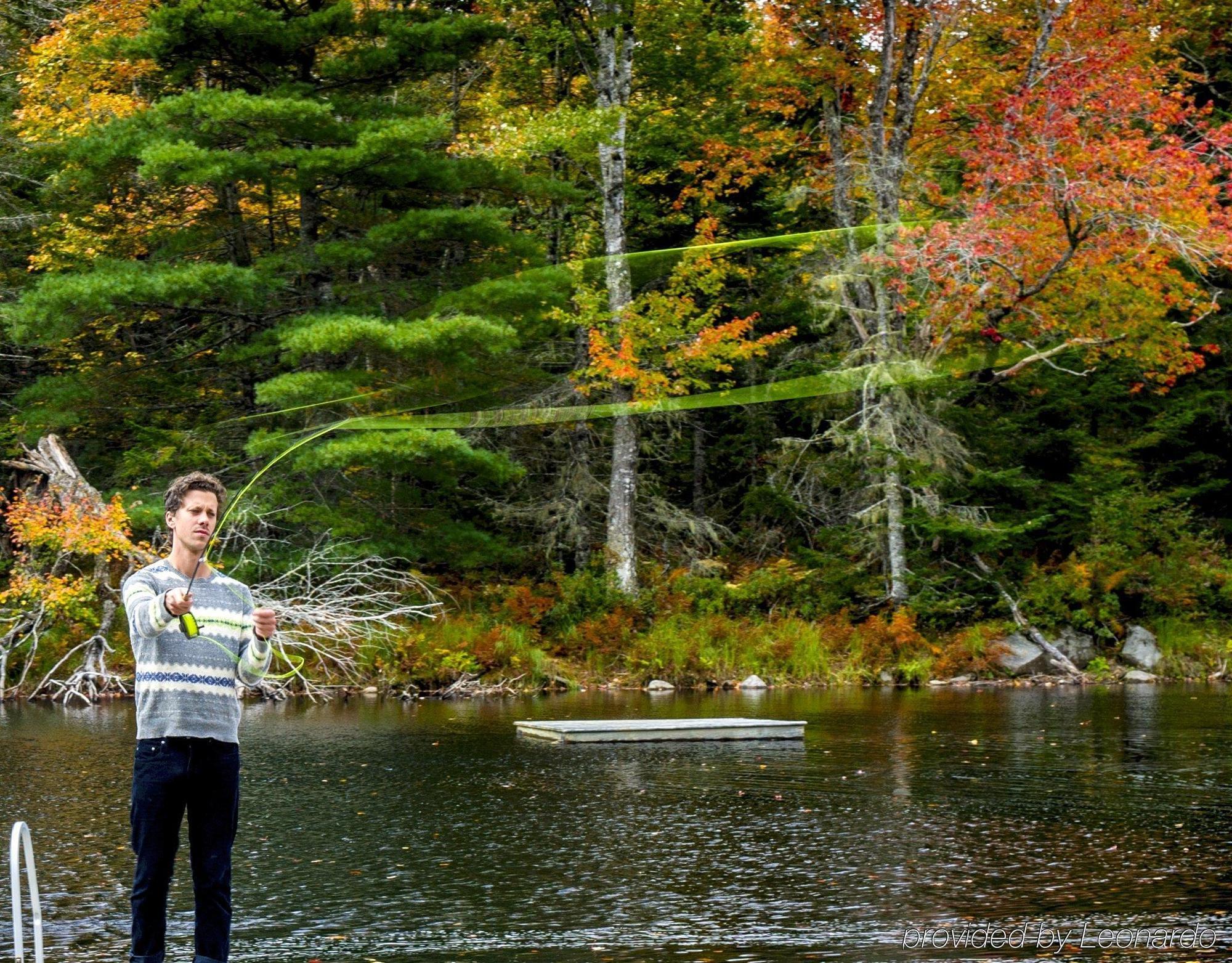 Trout Point Lodge Of Nova Scotia East Kemptville Exteriör bild